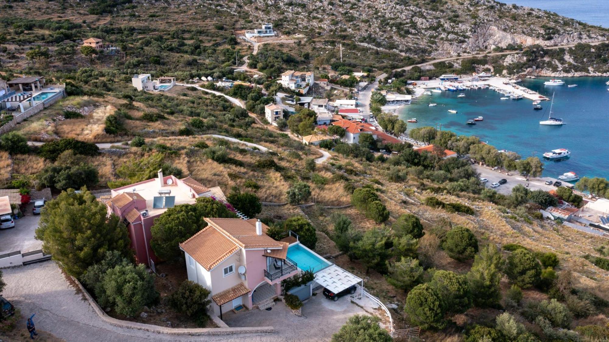 Coastal Paradise Found - Komis' Private Pool Retreat Agios Nikolaos  Ngoại thất bức ảnh