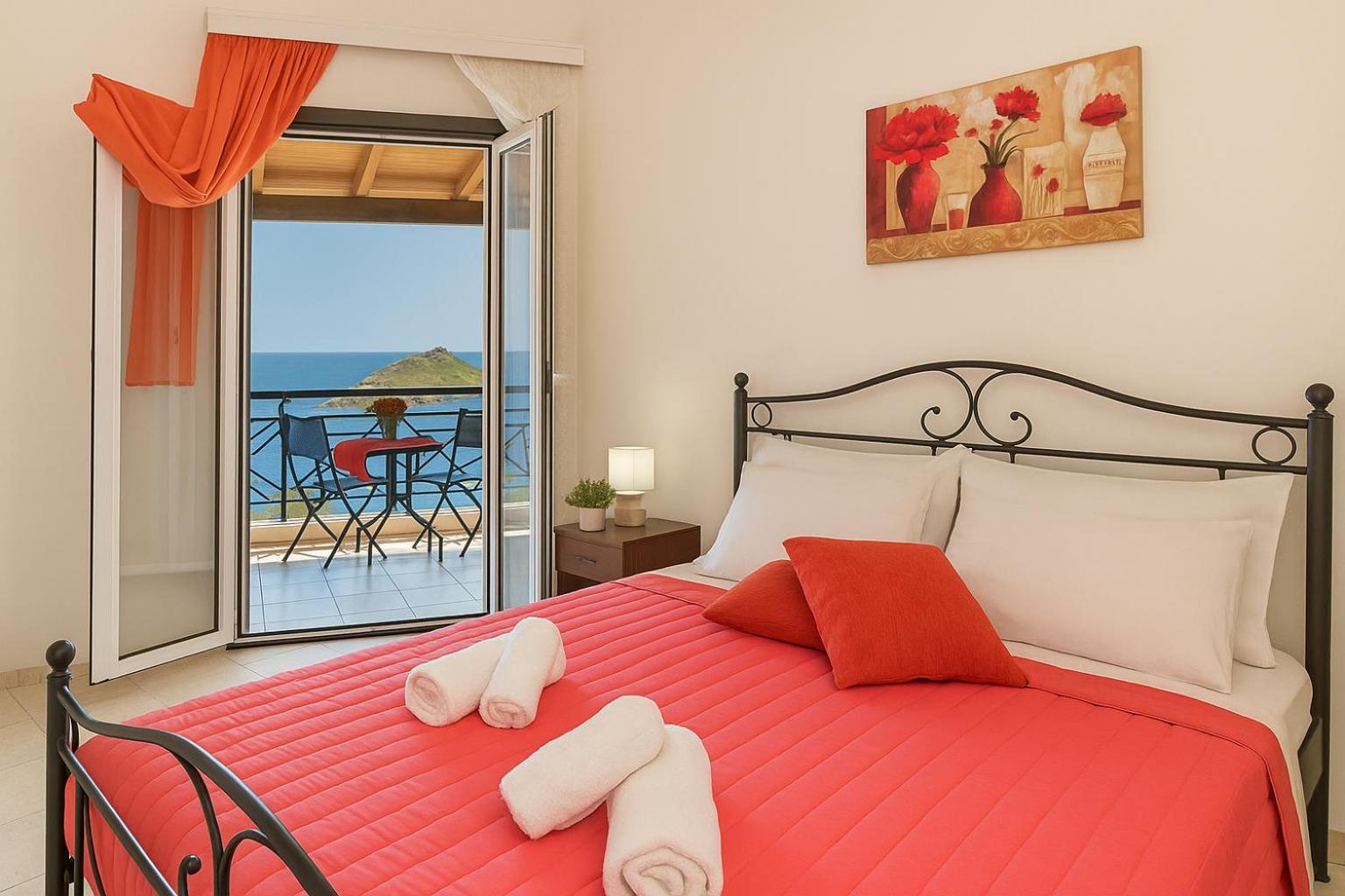 Coastal Paradise Found - Komis' Private Pool Retreat Agios Nikolaos  Ngoại thất bức ảnh