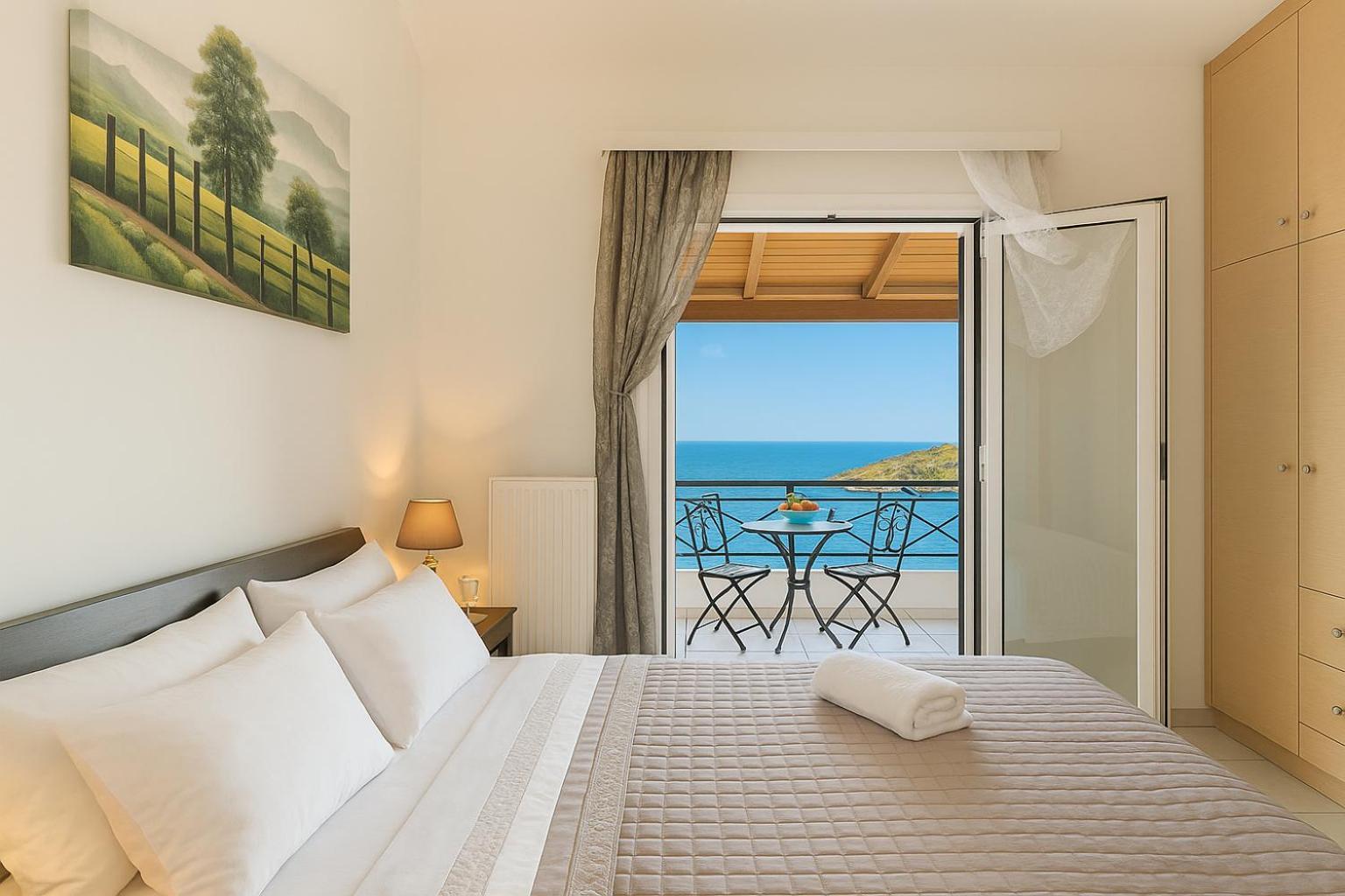 Coastal Paradise Found - Komis' Private Pool Retreat Agios Nikolaos  Ngoại thất bức ảnh