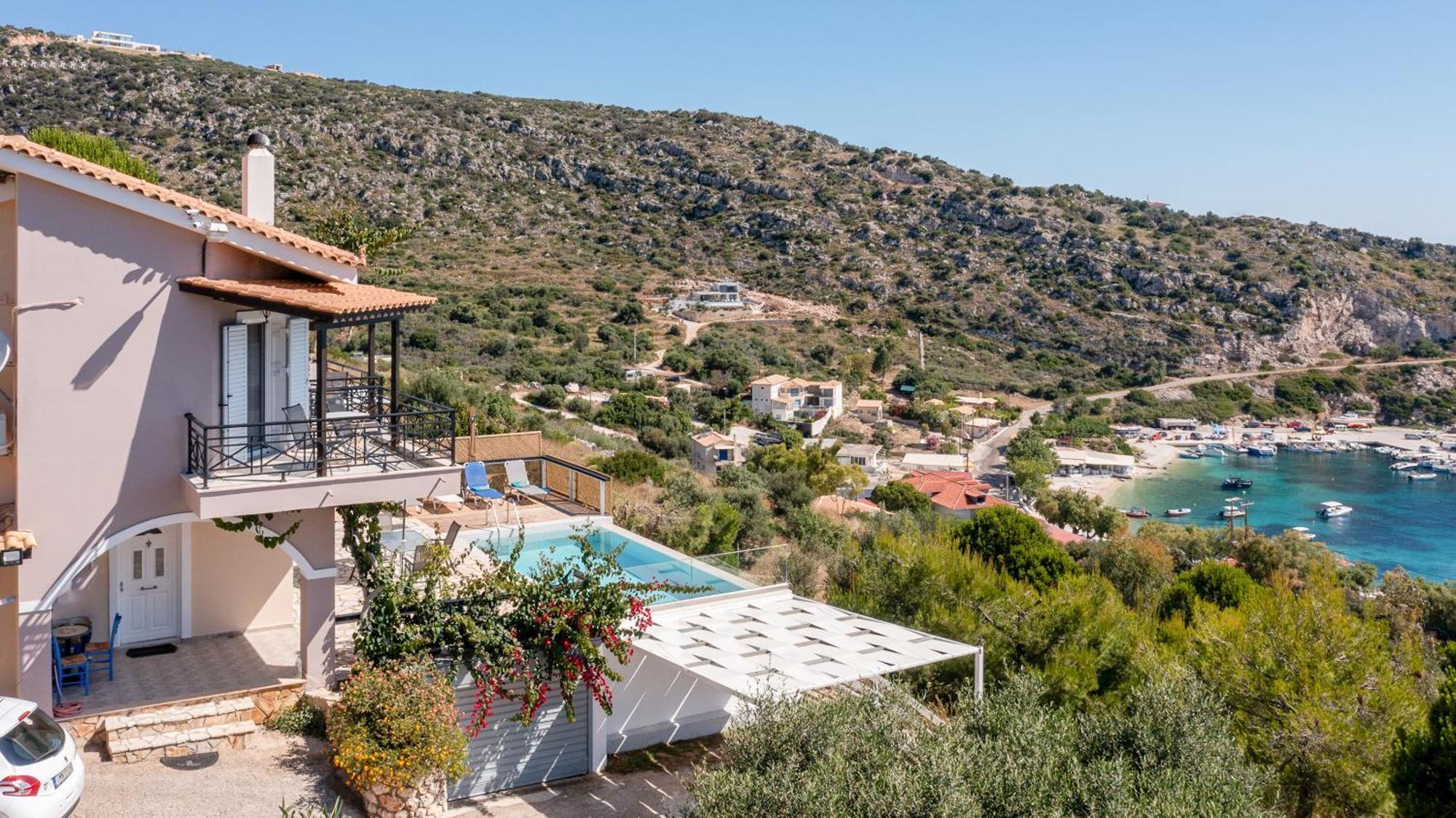 Coastal Paradise Found - Komis' Private Pool Retreat Agios Nikolaos  Ngoại thất bức ảnh