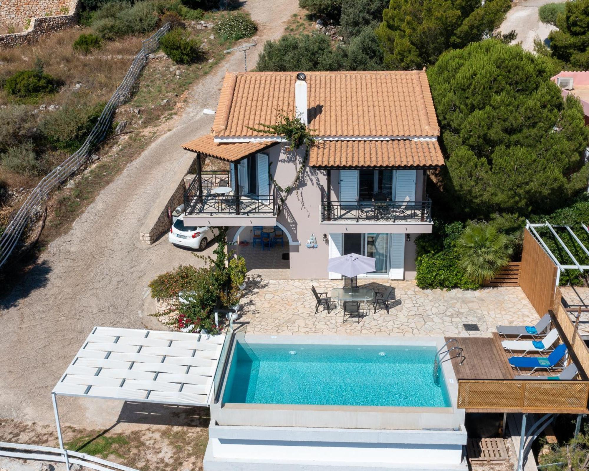 Coastal Paradise Found - Komis' Private Pool Retreat Agios Nikolaos  Ngoại thất bức ảnh